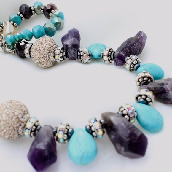 Rough Cut Amethyst Howlite Turquoise Statement Necklace - Picture 4 of 7
